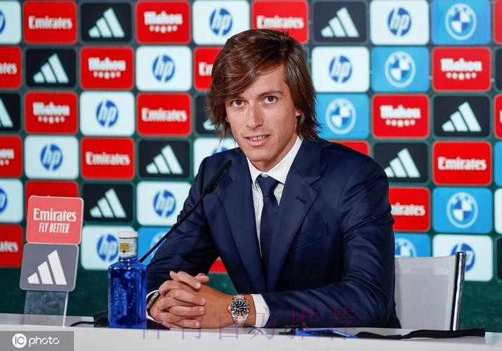 皇马与阿尔瓦罗转会谈判 在葡杯决赛后正式推进